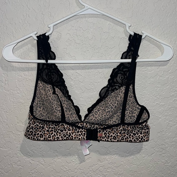 VS PINK Lace Bralette - Picture 3 of 3